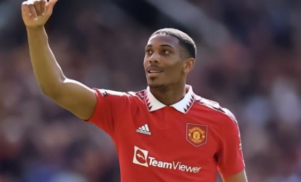 年轻球员中 年轻球员中